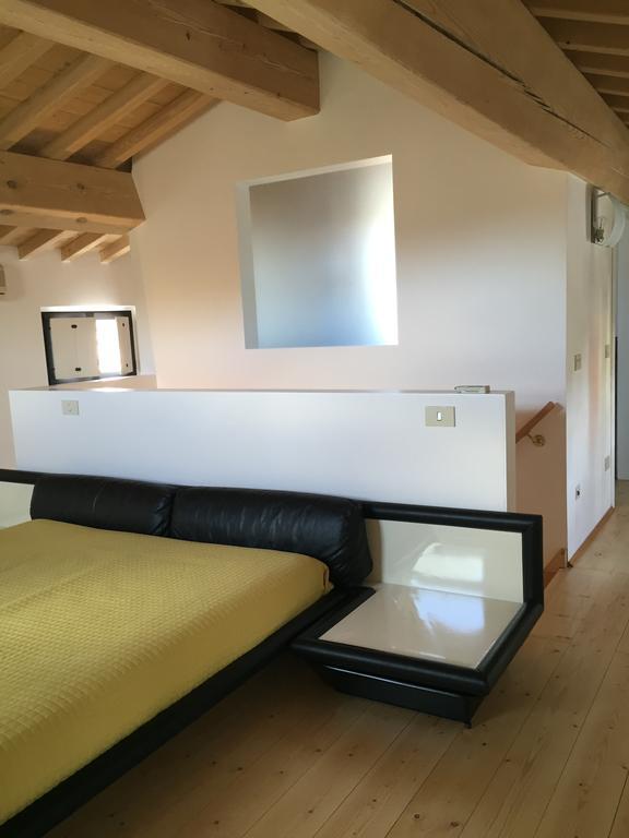Ca'Bert Villa Dei Glicini Castelnuovo del Garda Exterior foto