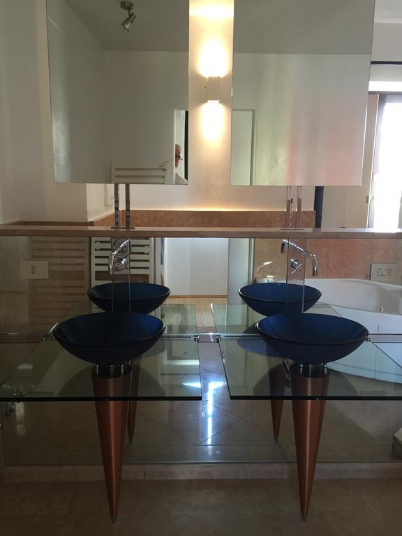 Ca'Bert Villa Dei Glicini Castelnuovo del Garda Exterior foto
