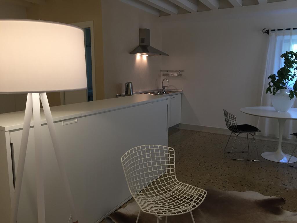Ca'Bert Villa Dei Glicini Castelnuovo del Garda Exterior foto