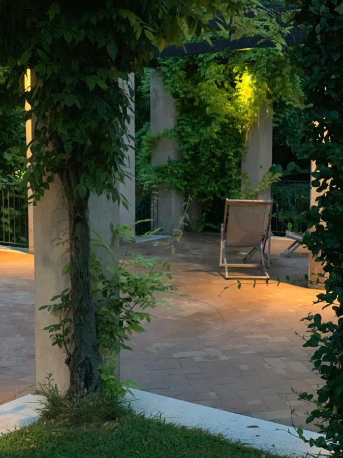 Ca'Bert Villa Dei Glicini Castelnuovo del Garda Exterior foto