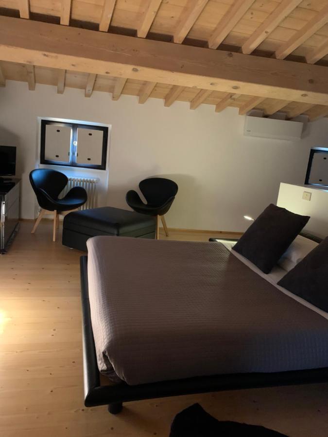 Ca'Bert Villa Dei Glicini Castelnuovo del Garda Exterior foto